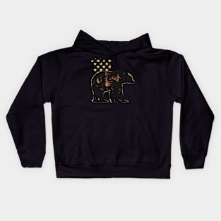 Grizzly Bear Watching Kids Hoodie